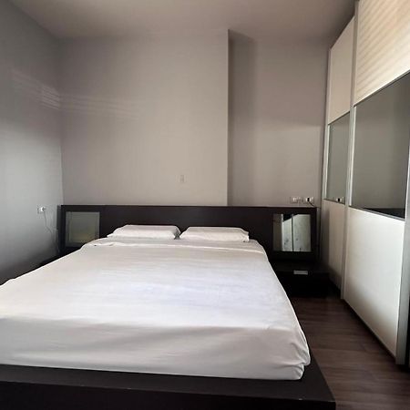 Cozynest Apartments Tirana Bagian luar foto